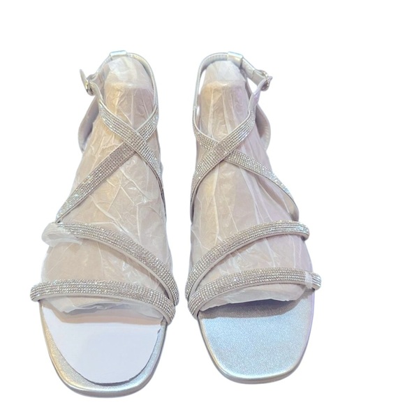 Naturalizer Sicily Sandals | Size 8W | Silver | NIB - Picture 5 of 12